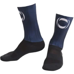Bioracer Ineos Grenadiers Aero Sokken - Navy Blue -Aanbiedingen Rijwiel Kleding Winkel bioracer ineos grenadiers aero socks navy blue 3 1192311
