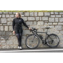 Endless Local Wawae Leg Warmers - Black/white -Aanbiedingen Rijwiel Kleding Winkel endless local wawae leg warmers black white 3 1281877