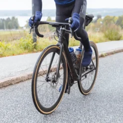 GripGrab Flandrien Waterproof Wielren Overschoenen - Navy Blue -Aanbiedingen Rijwiel Kleding Winkel gripgrab flandrien waterproof knitted road shoe covers navy blue 12 1094274