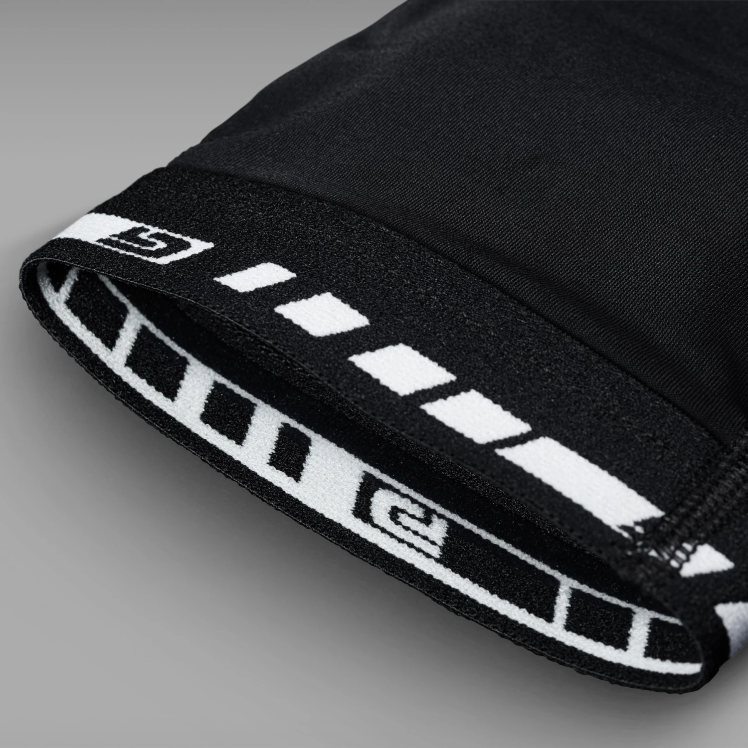 GripGrab Light Overgang Armwarmers - Black 9 GripGrab Light Overgang Armwarmers - Black - Afbeelding 7