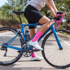 GripGrab Lightweight Airflow Sokken - Pink Hi-Vis -Aanbiedingen Rijwiel Kleding Winkel gripgrab lightweight airflow socks pink hi vis 3 1184893