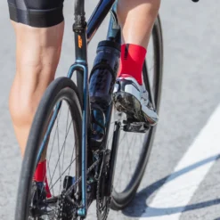 GripGrab Lightweight SL Short Sokken - Red -Aanbiedingen Rijwiel Kleding Winkel gripgrab lightweight sl short socks red 14 1198968