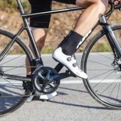 GripGrab Lightweight SL Sokken - Black -Aanbiedingen Rijwiel Kleding Winkel gripgrab lightweight sl socks black 2 1199182