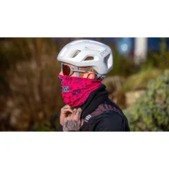 Muc-Off Winter Halswarmer - Punk/Pink -Aanbiedingen Rijwiel Kleding Winkel muc off winter neck gaiter punk pink 2 1490054