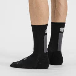 Sportful Merino Wool 18 Fietssokken - 002 Black Anthracite 13 Sportful Merino Wool 18 Fietssokken - 002 Black Anthracite -Aanbiedingen Rijwiel Kleding Winkel sportful merino wool 18 socks 002 black anthracite 6 1280209