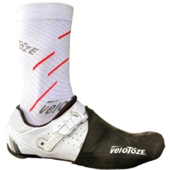 VeloToze Silicone Toe Cover - Schwarz -Aanbiedingen Rijwiel Kleding Winkel velotoze silicone toe cover black 1 1187717